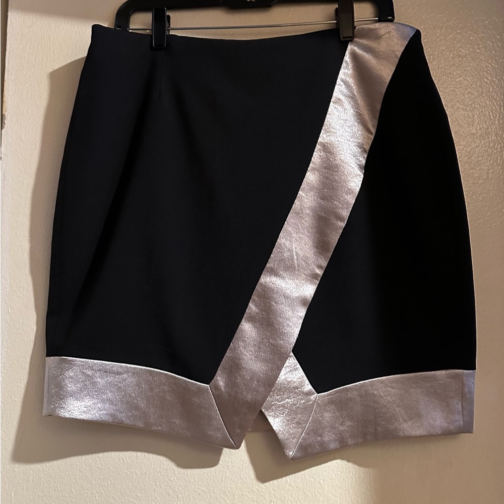 Banana Republic Black and gold Asymmetrical Skirt